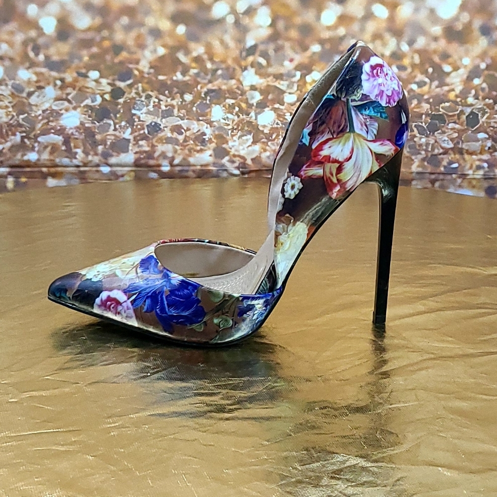 JustFab Tilla Floral Pump